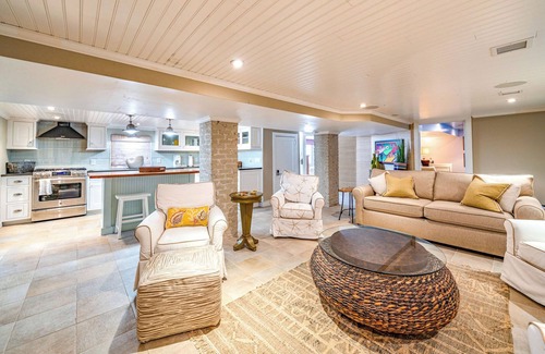 North End House | Grand 8BR/4BA Beach Block Retreat—Just steps to Ocean City Shore!