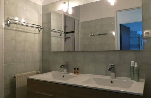 Bartres Apartment | Grand Appartement 4/5 Personnes