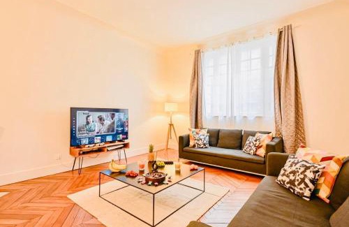 Auteuil Apartment | Grand appartement Parc des princes Paris 16