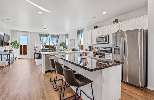 Bellemont House | Grand Canyon Getaway | Near Snowbowl, Flagstaff & Sedona | Family-Friendly | Sleeps 14