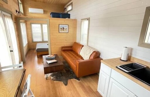 Valle House | Grand Canyon Hideaway Tiny home