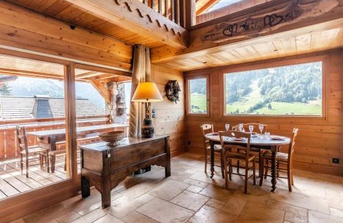 Morzine Ski Chalet | Grand chalet de charme pour 14 pers. à 500m des télécabines, avec ascenseur et Wi-Fi - FR-1-754-8