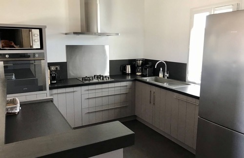 Le Bois-Plage-en-Re House | Grand Confort Villa with garden near the town center and beach