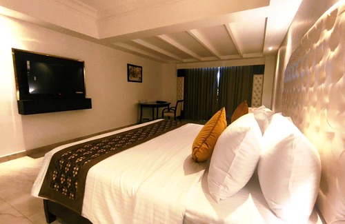T Nagar Hotel | Grand Continent Premiere - T Nagar
