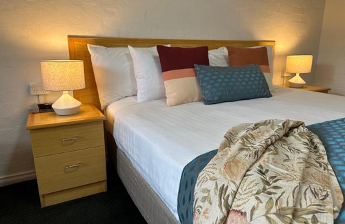 Mittagong Cabin | Grand Country Lodge Motel