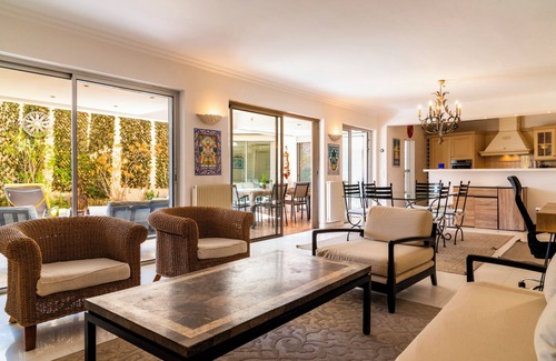 Cannes City Centre Apartment | Grand croisette 10 people Cannes 200 m Palais des Festivals