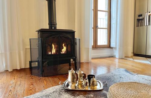 Beaune City Centre Apartment | Grand Cru, Appartement au Centre Médiéval de Beaune