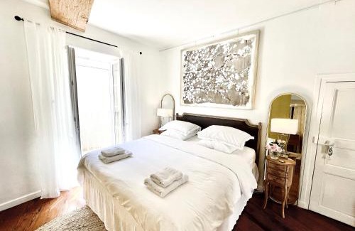 Beaune City Centre Apartment | Grand Cru, Appartement au Centre Médiéval de Beaune