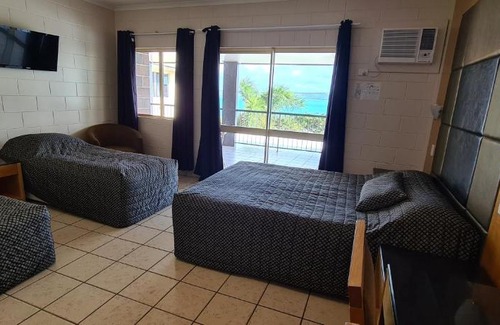Thursday Island Hotel | Grand Hotel