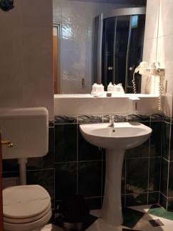 Piatra Neamt Hotel | GRAND HOTEL CEAHLAU