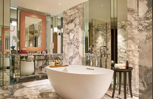 Ratchaprasong Hotel | Grand Hyatt Erawan Bangkok