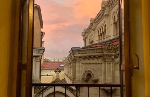 6th Arrondissement Apartment | Grand Loft - Downtown - Boat for rent