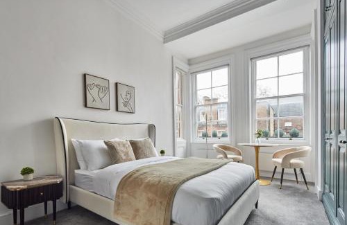 City of Westminster Apartment | Grand Mayfair Duplex - 3BD 3BA