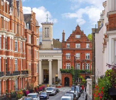 City of Westminster Apartment | Grand Mayfair Duplex - 3BD 3BA