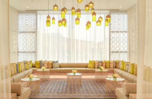 Garhoud Hotel | Grand Mercure Dubai City