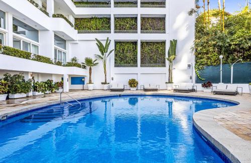 Conchas Chinas Apartment | Grand Miramar A202