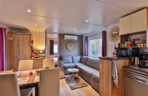 Munster House | Grand Mobil-home 6 persons 3 bedrooms 2 bathrooms camping 3* Parc de la Fecht