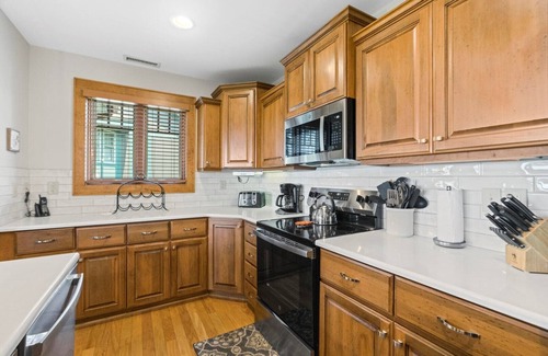 Banner Elk Condo | Grand Oaks RL6 -Mountain Views, Gated Resort, Indoor/Outdoor Pools and Hot Tub, Fitness Area, Fis.