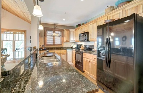 Banner Elk Condo | Grand Oaks RS6- Mountain Views, Gated Resort, Indoor/Outdoor Pools and Hot Tub, Fitness Area, Fis.