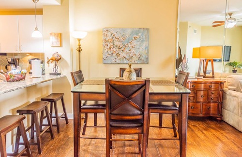 Panama City Beach Hotel | GRAND PANAMA, BEACHFRONT, Sm Pet-friendly, 2 HEATED POOLS, Openings Nov. & Dec.