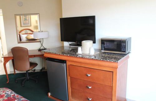 Daytona Beach Hotel | Grand Prix Motel Beach Front