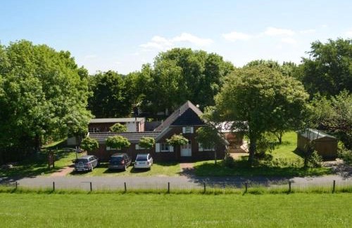 Großwurden House | Grand Reverend Deichstern