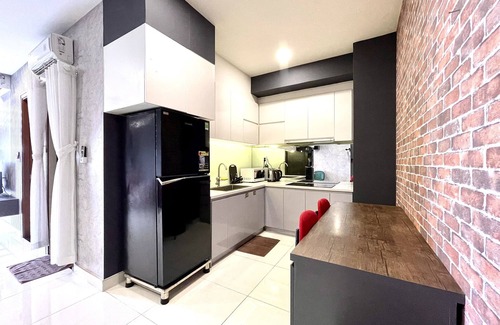 District 4 Apartment | Grand Riverside Apartment Near Center