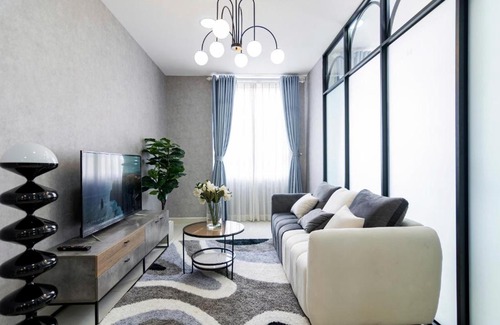 District 4 Apartment | Grand Riverside Aparment 4Brs 5 Beds near D1