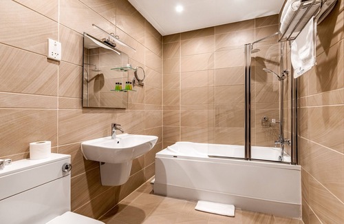 Waddon Hotel | Grand Sapphire Hotel & Banqueting