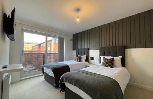 Wolverhampton Apartment | Grand Station Suite