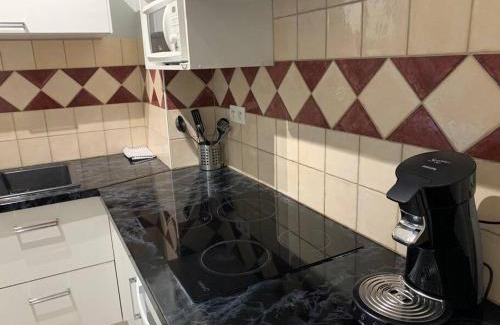 Jacquard - Prefecture Apartment | Grand studio centre ville Saint-Etienne