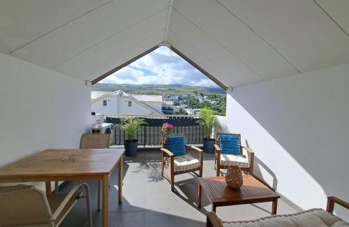 La Saline Les Bains Apartment | Grand studio varangue lagon La Saline