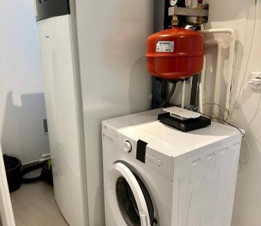 Sevran Apartment | Grand Studio WiFi rapide RER B