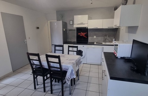 Saint-Cyprien Plage Apartment | GRAND T3, GROUND FLOOR WITH POOL IN SUMMER
