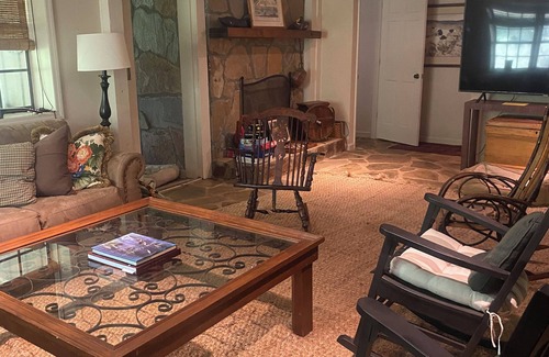 Lakemont House | Grand Times on Lake Rabun