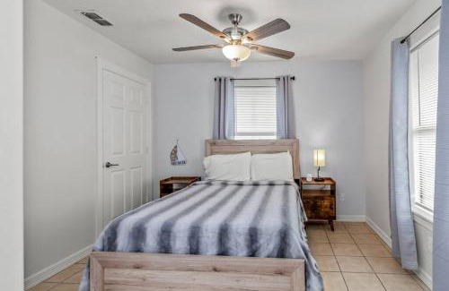 Port Isabel House | Grand Twin Oasis 6BR Near Beach & Attractions