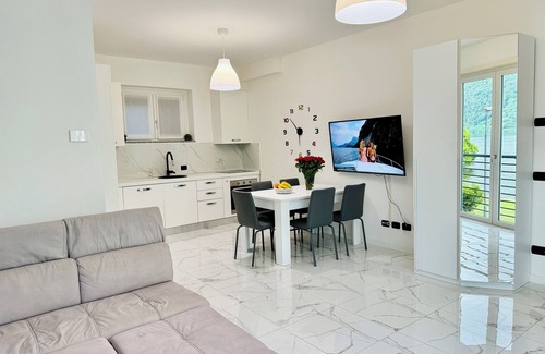 Abbadia Lariana Apartment | Grand View Como Lake Apartment