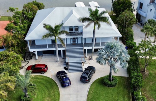 Bonita Springs House | Grand Waterfront House, Breathtaking Views, private backyard with pool/hot tub