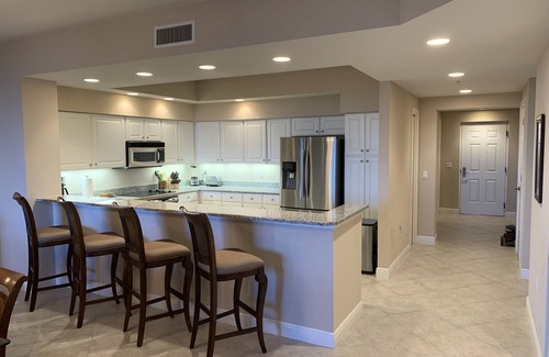 Burnt Store Marina Condo | Grande Isle IV-Luxury Waterfront Condo