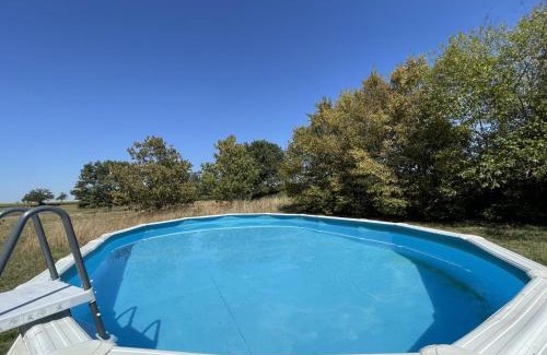 Chappes House | Grande maison ferme avec piscine privée, animaux admis, parking - FR-1-489-90