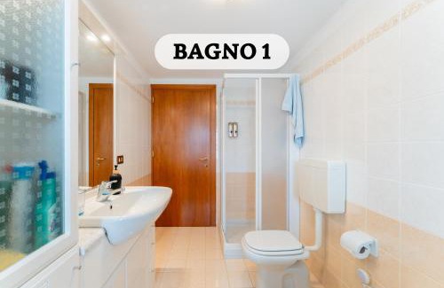 Roana Apartment | Grande Terrazzo - Zona Silenziosa e Strategica