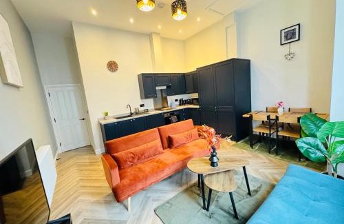 Eastbourne City Centre Apartment | Grande View 8