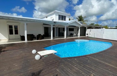 Sainte-Anne Villa | Grande villa à 10min de la mer
