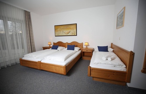 Lanzenkirchen Hotel | Grandhotel Niederösterreichischer Hof