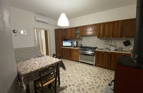 Senise House | Grandmother Mary Rose