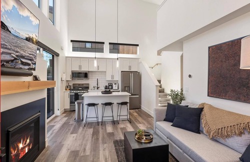 Whitefish House | Granite Peak at the Quarry