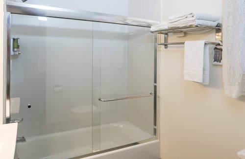 Chinatown Hotel | Grant Plaza Hotel