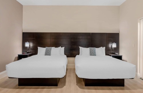 Downtown Dunedin Hotel | Grant Street Inn, an Ascend Collection Hotel