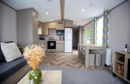 Grantown-on-Spey House | Grantown Getaway - SJA Stays - Modern 2 Bed Static