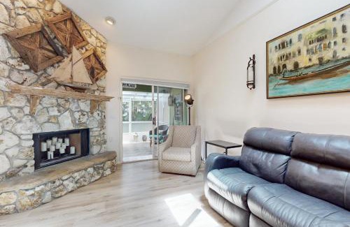 Countryside House | Gray Sands Retreat
